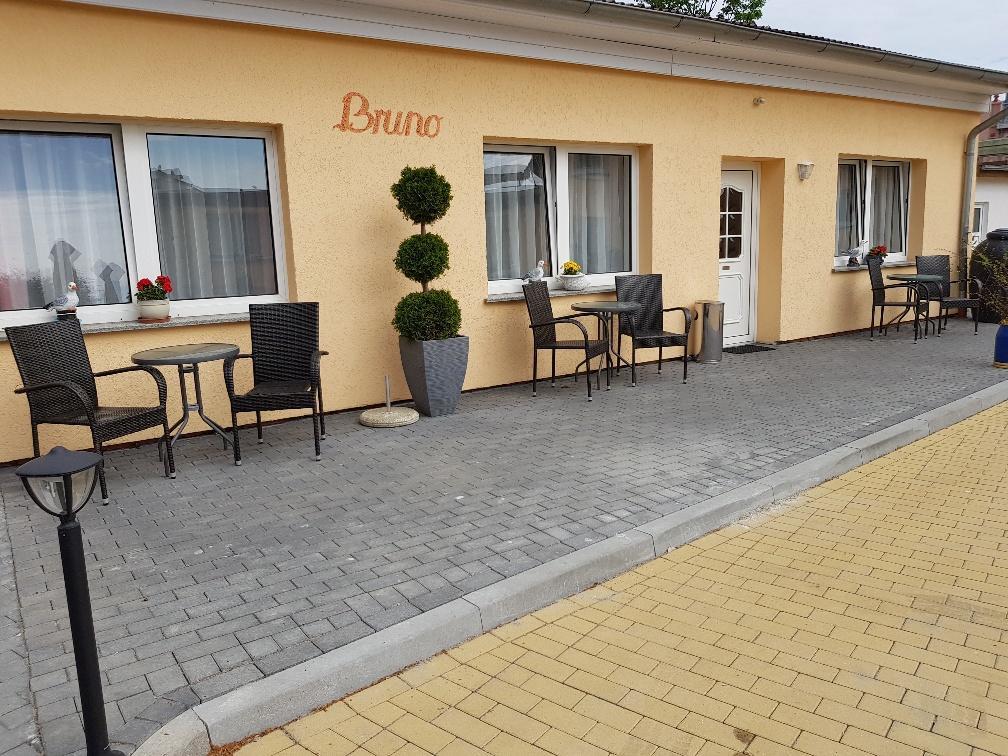Pension Lenz - Haus Bruno Und Jesko Sassnitz Exterior foto